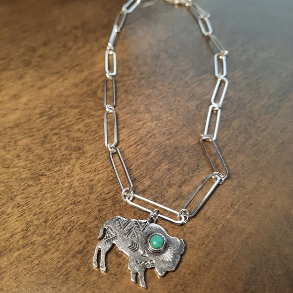 Buffalo Necklace - Picture 2 of 3